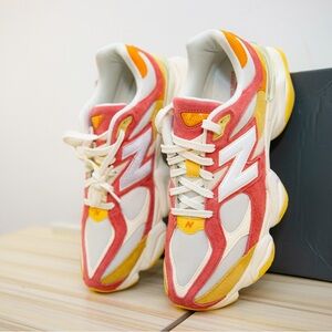 New Balance 9060 brand new 11us Unisex (12 1/2 women’s) sneakers